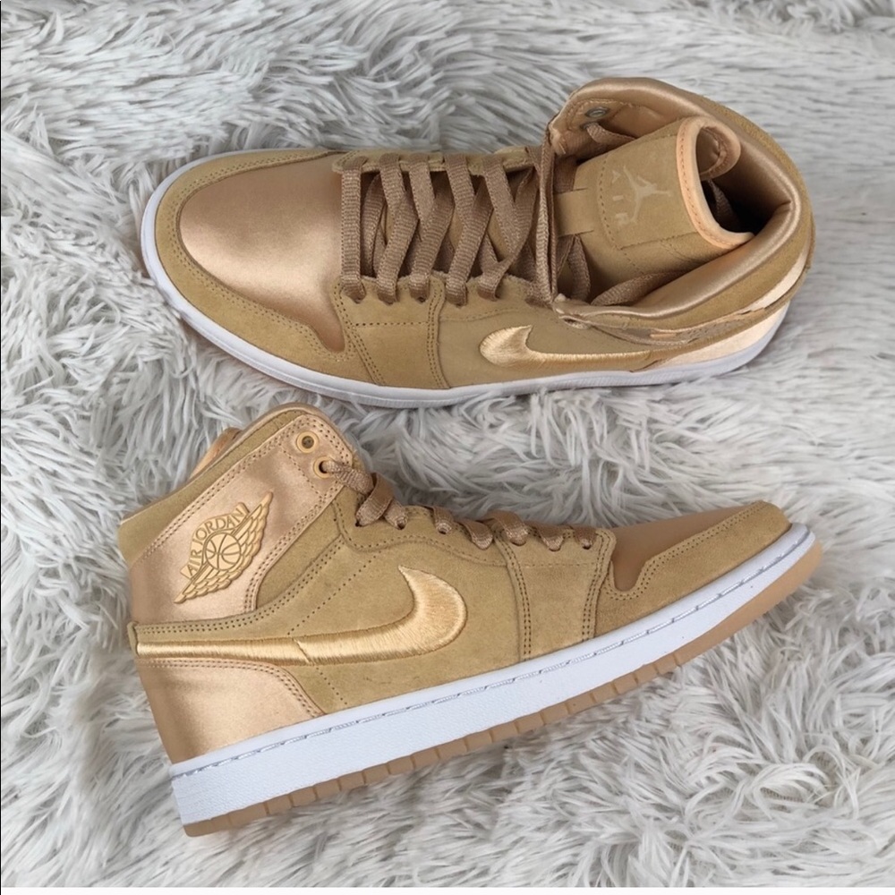 🚨SALE ENDS TONIGHT🚨 Air Jordan 1 Retro Hi SOH - Picture 2 of 7
